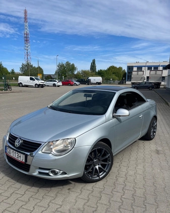 Volkswagen Eos cena 15500 przebieg: 221000, rok produkcji 2006 z Gdynia małe 92